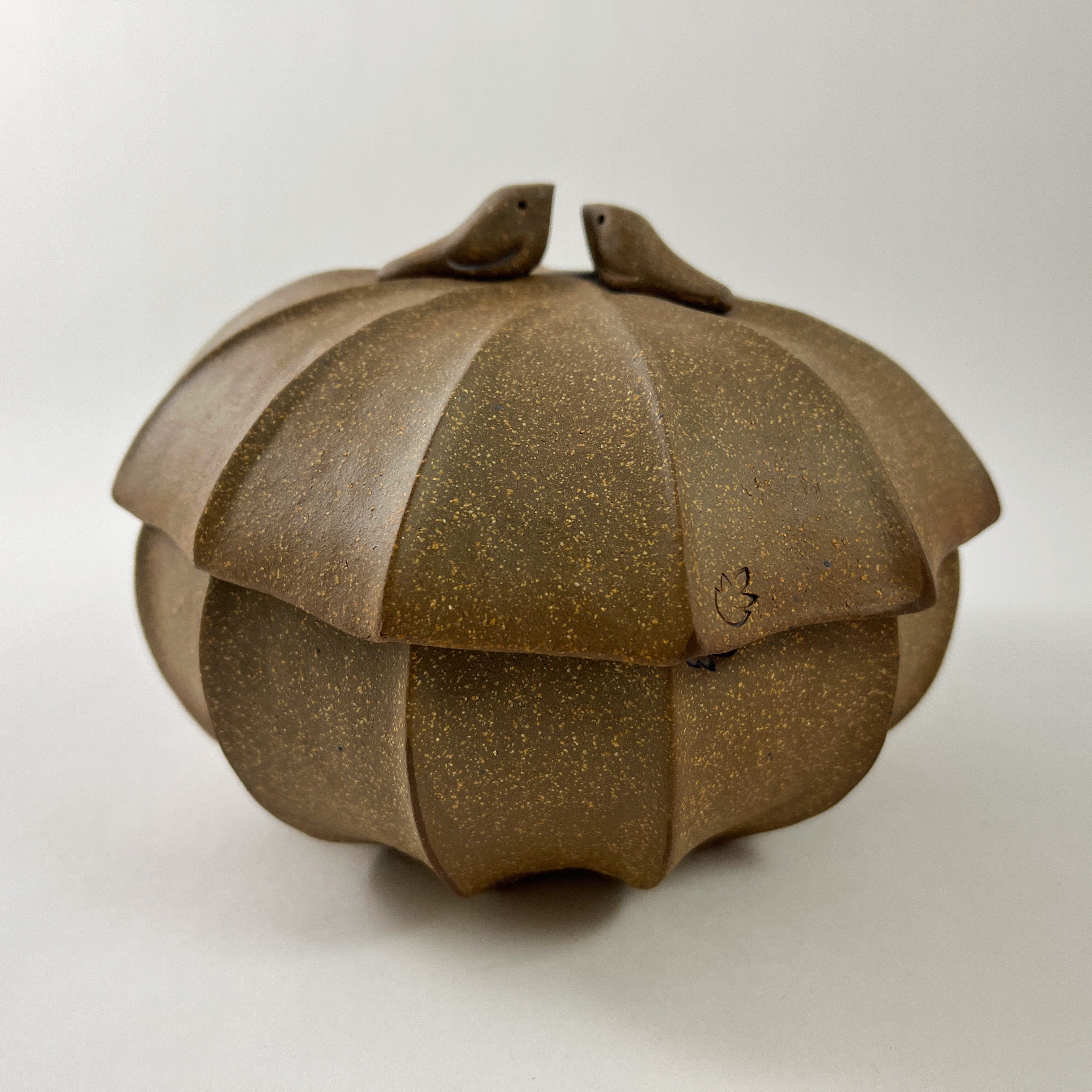 Large Covered Pot by Barbara Walch – PINCH